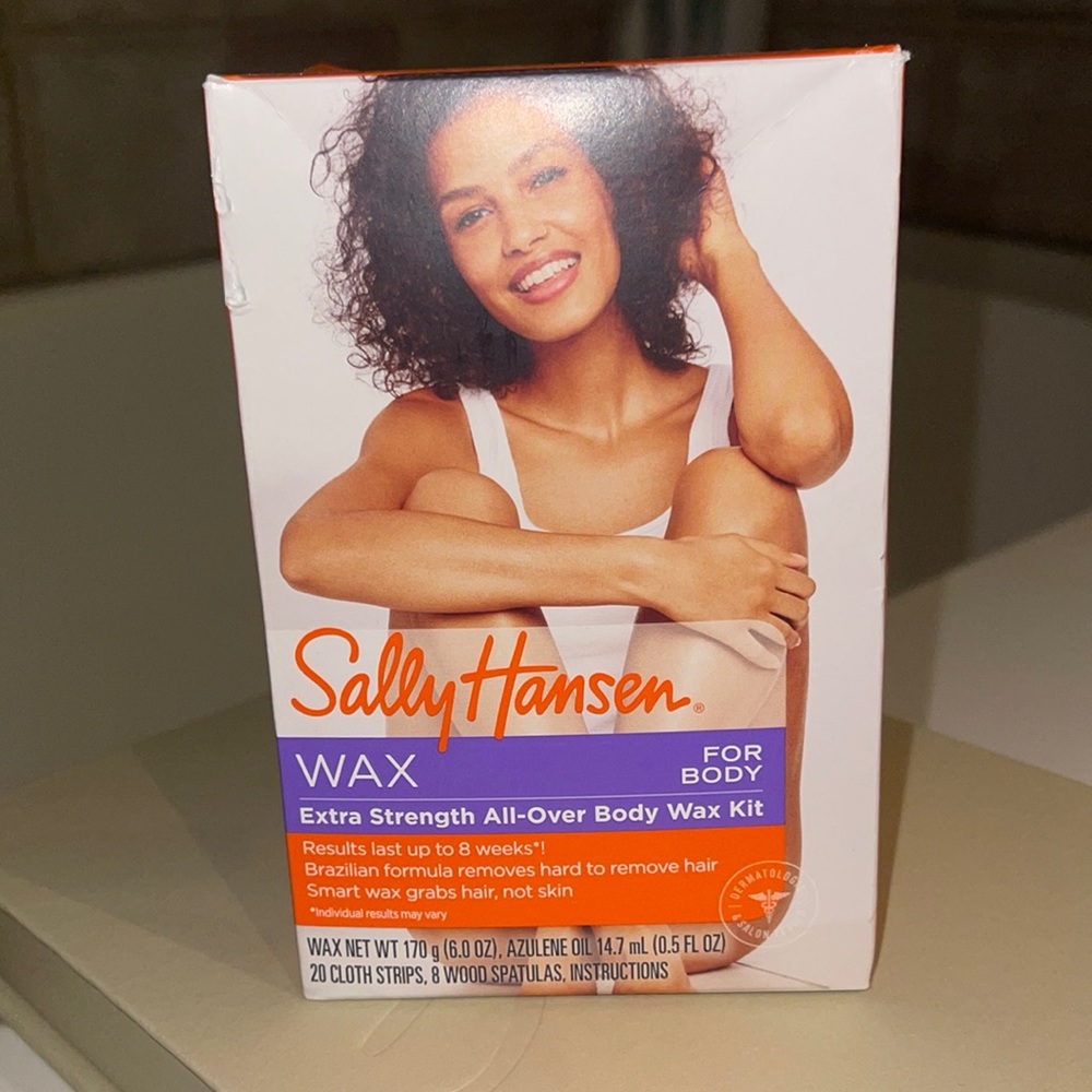 COPY - 🧡 Sally Hansen wax NWT 🧡